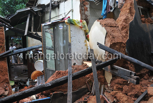wall  collapsed 1